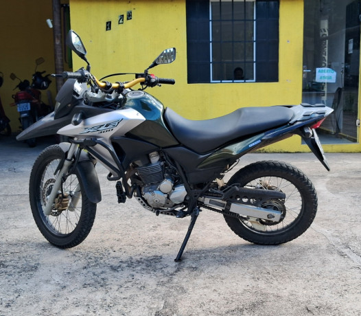 xre-300-ano-2018-big-0
